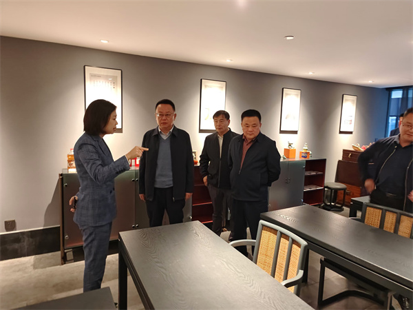 11月17日，洪董陪同汪凱書記一行赴杭州廬境西溪酒店考察調研1.jpg